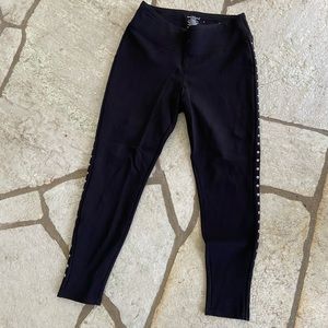 Black Leggings w/ Silver Studs: petite M